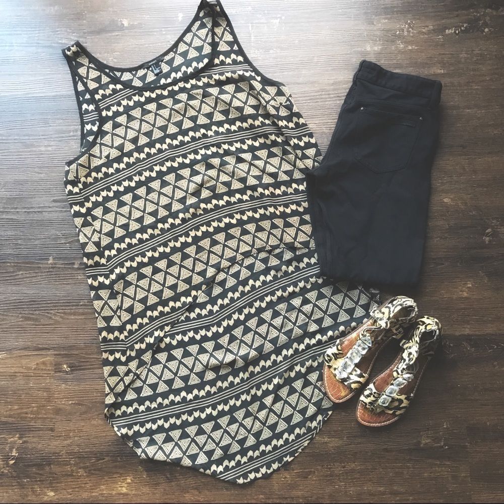 Forever 21 High Low Black Gold Tank Tribal Print L